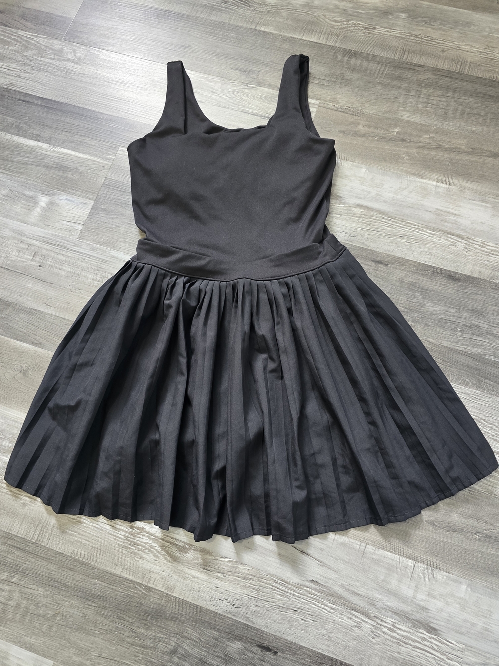 all in motion Black Tank Dress with Pleated Mini Skirt Shorts underneath Small